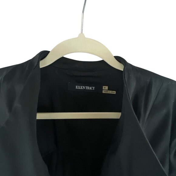 Ellen Tracy Black Short Sleeve Mini Dress With Gold Zipper Size 6 Whimsygoth - Picture 3 of 10